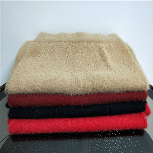 Női szoknya őszre és télre négy színben