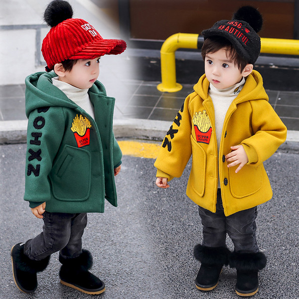 Modern gyerekkabát kapucnival és rátéttel, két színben