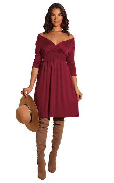 Női modern ruha V-nyakkal több színben