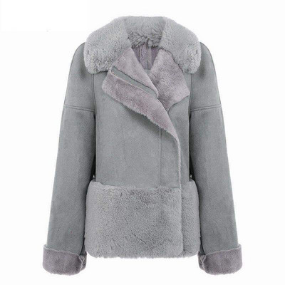 Стилно дамско палто с V-образна яка в сив цвят