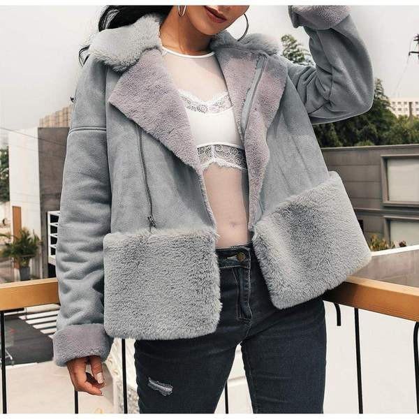 Стилно  дамско палто с V-образна яка в сив цвят