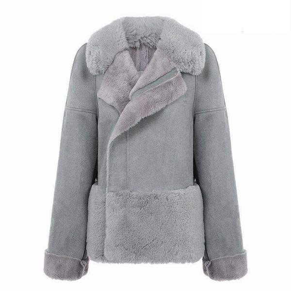 Стилно  дамско палто с V-образна яка в сив цвят