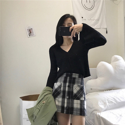 Kockás női szoknya magas derékkal, zsebekkel két színben