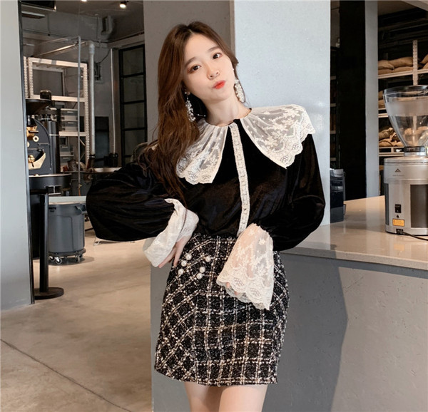 Дамска риза ретро модел в черен цвят с дантела