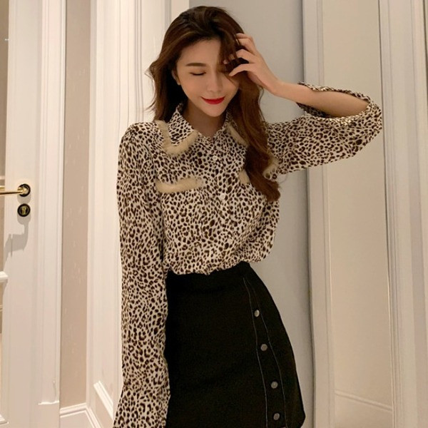 Модерна дамска риза в леопардов десен - два цвята