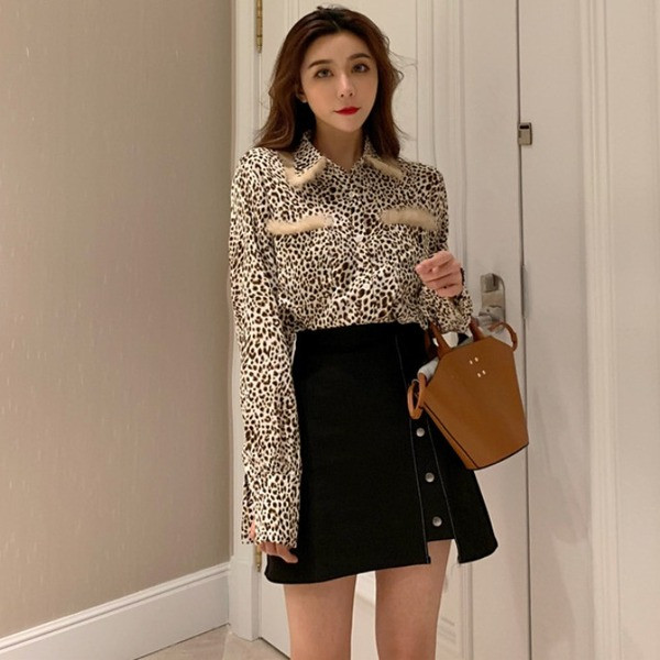 Модерна дамска риза в леопардов десен - два цвята