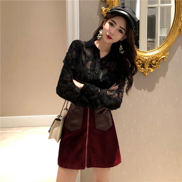 Stílusos női ing csipkével, két színben