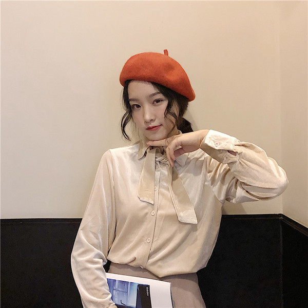 Елегантна дамска риза от кадифе в два цвята