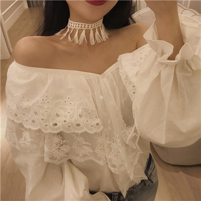 Stílusos női ing csipkével, két színben