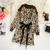 Modern női téli ruha nyitott vállú több színben