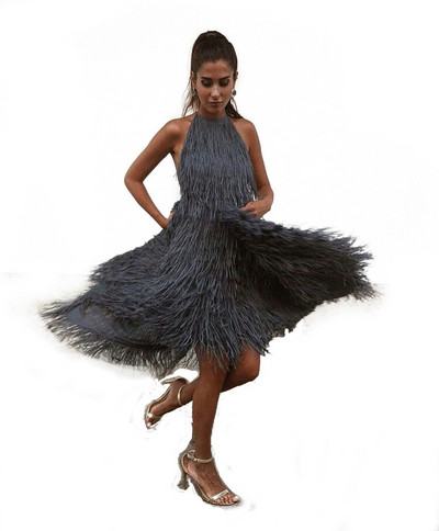 Új modell női ruha csupasz háttal, rojtokkal több színben