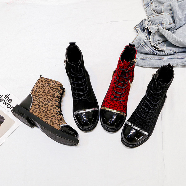 Stílusos női csizma leopárdmintával, három színben