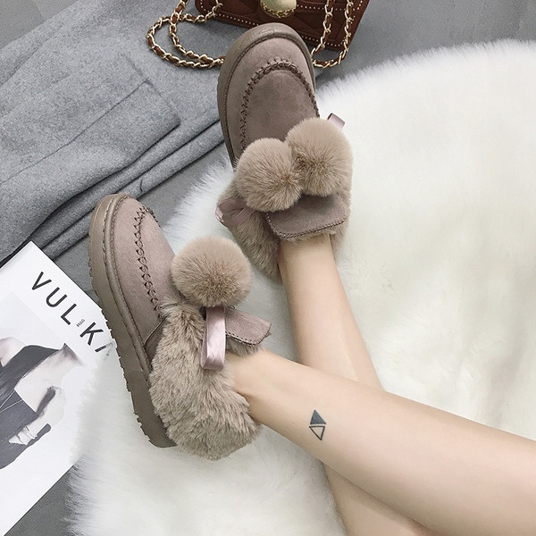 Дамски ежедневни боти в два цвята с пух