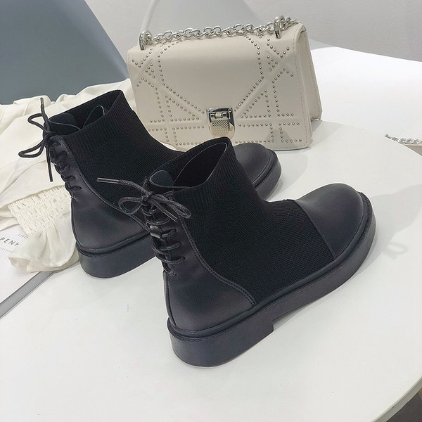 Дамски ежедневни боти с връзки