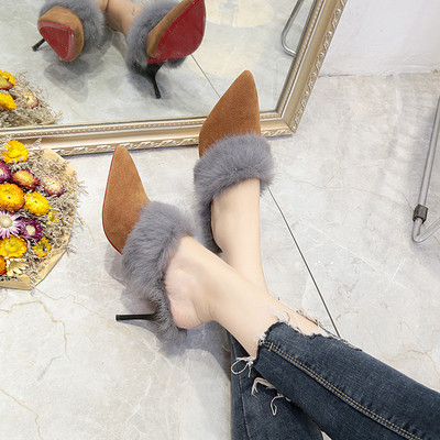 Дамски обувки на висок ток с пух - два цвята