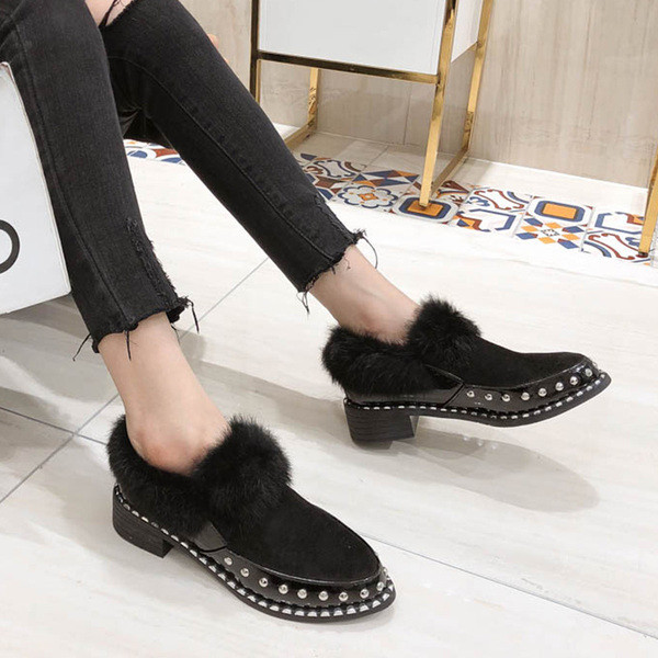 Дамски модерни обувки с капси и пух