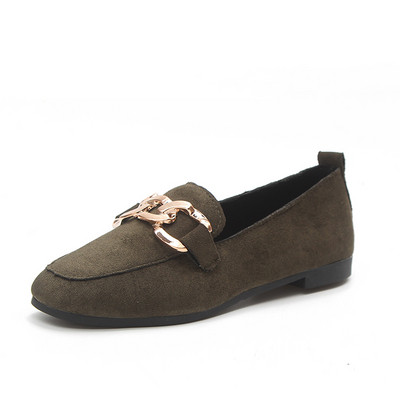 Модерни дамски обувки в три цвята с катарама