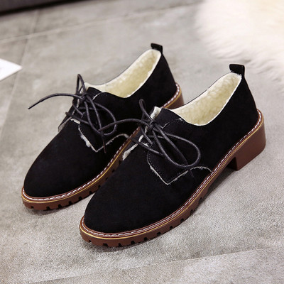 Дамски стилни обувки в три цвята с мека подплата