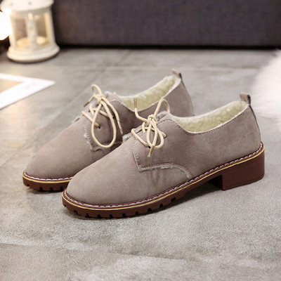 Дамски стилни обувки в три цвята с мека подплата