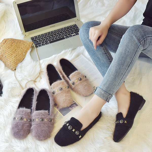 Дамски модерни обувки с пух в три цвята