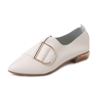 Дамски обувки в няколко цвята с катарама - заострен модел