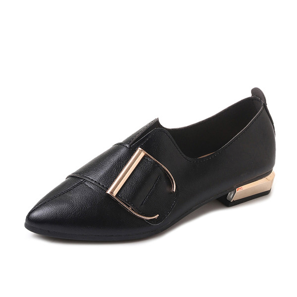 Дамски обувки в няколко цвята с катарама - заострен модел