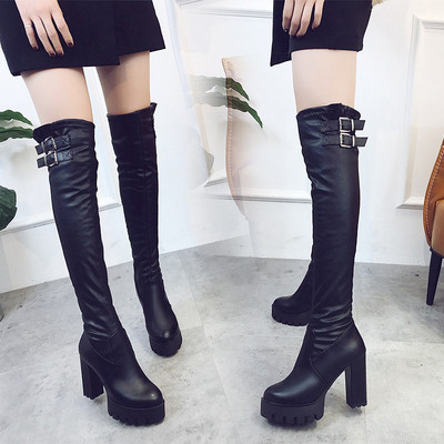 Κομψές γυναικείες μπότες σε μαύρο χρώμα - δύο μοντέλα
