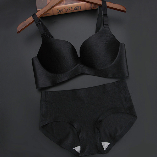 Стилен дамски комплект в няколко цвята