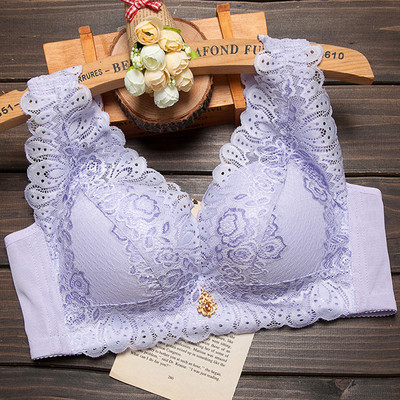 Дамски сутиен с дантела и широки презрамки в няколко цвята