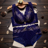 Lenjerie elegantă cu dantelă din două piese în mai multe culori