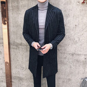 Стилно мъжко раирано палто с V-образна яка в два цвята