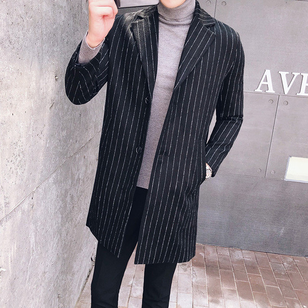 Стилно мъжко раирано палто с V-образна яка в два цвята 