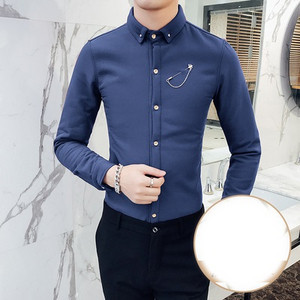 Стилна мъжка риза с метален елемент в няколко цвята