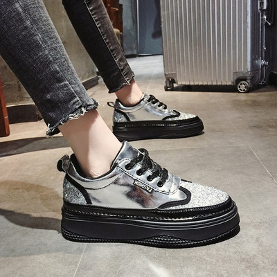 Модерни дамски кецове с брокат и висока подметка в три цвята