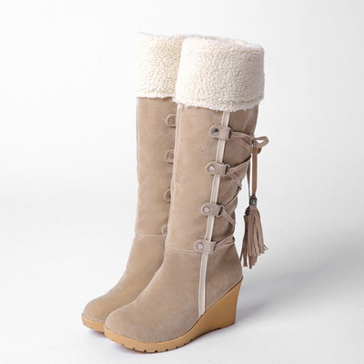 Топли зимни ботуши за зимата в три цвята