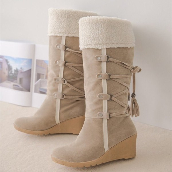 Топли зимни ботуши за зимата в три цвята