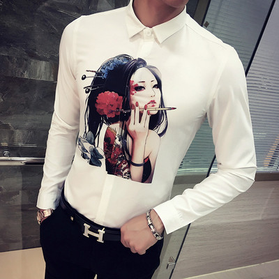 Модерна мъжка риза с цветна  апликация