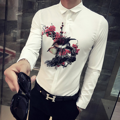 Модерна мъжка риза с цветна  апликация