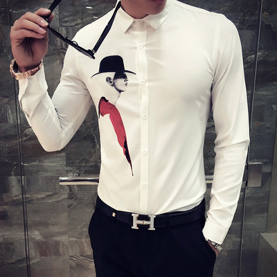 Модерна мъжка риза с цветна  апликация