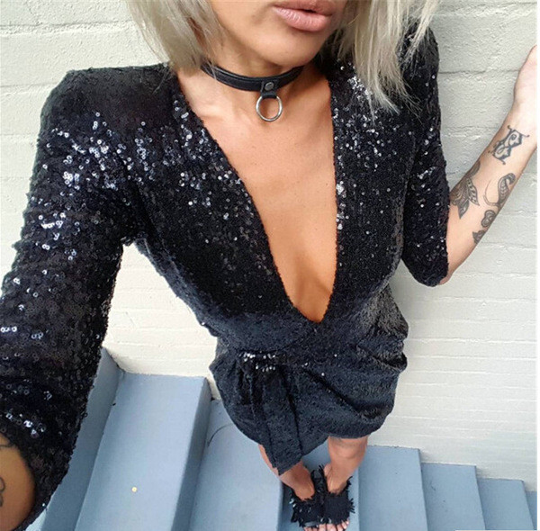 Актуална дамска рокля с дълбоко V-образно деколте в златен и черен цвят 