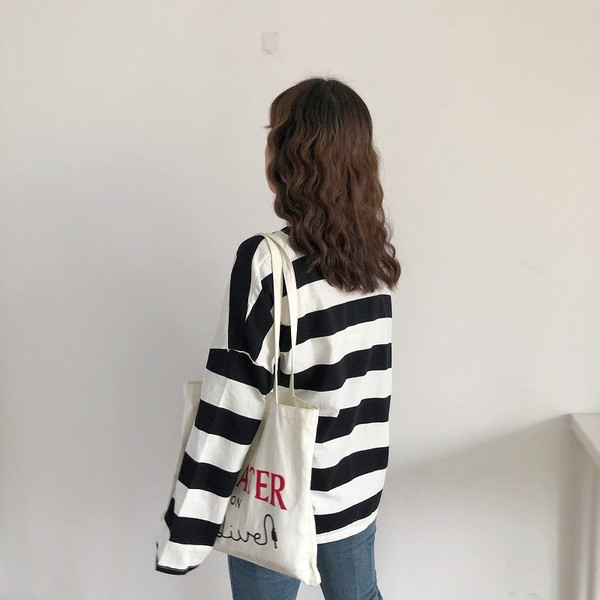 Дамска модерна блуза - широк модел в няколко цвята