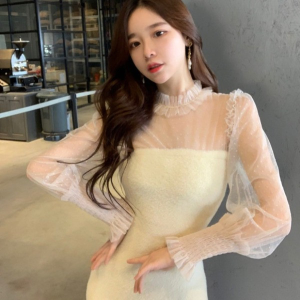 Стилна дамска рокля с дантела