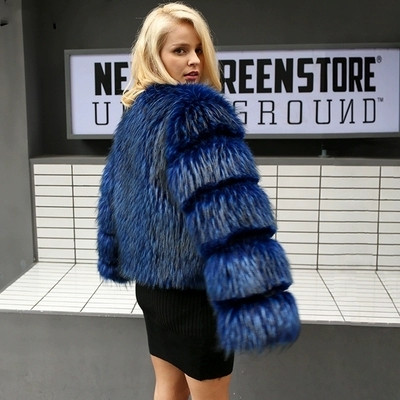 ХИТ Актуално дамско палто къс модел в черен и син цвят 