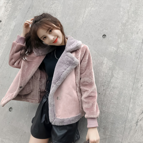 Зимно дамско палто с мека подплата 