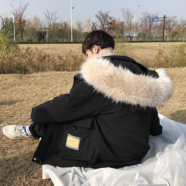 Мъжко яке с емблема и качулка в черен и бежов цвят