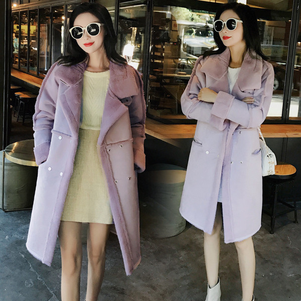 Модерно дамско дълго палто с мека подплата в два цвята