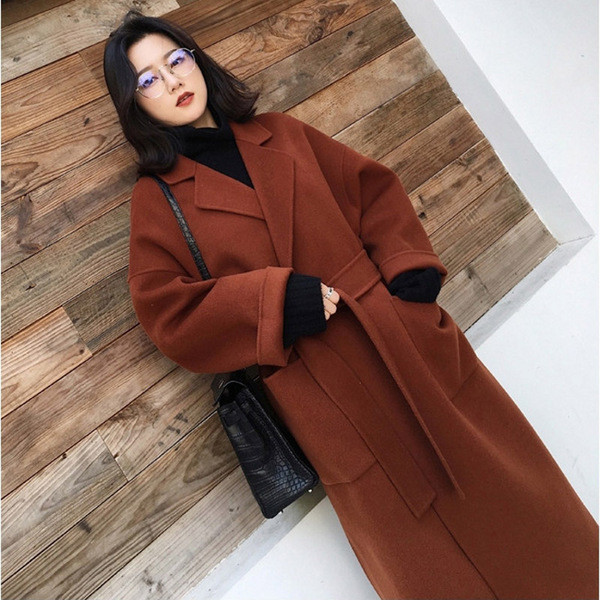 Palton de dama modern model lung cu decolteu in V in doua culori