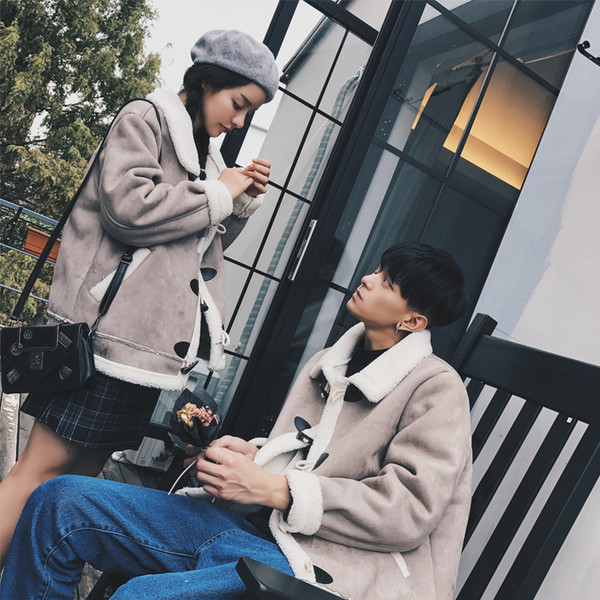 Модерно яке в два модела подходящо за мъже и жени