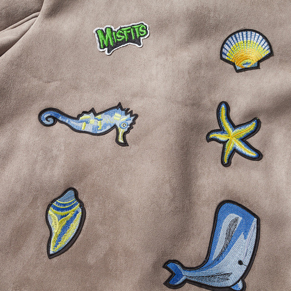 Модерно яке в два модела подходящо за мъже и жени