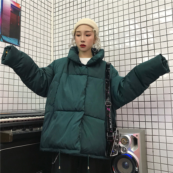 Зимно яке с О-образна яка в черен и зелен цвят подходящо за мъже и жени